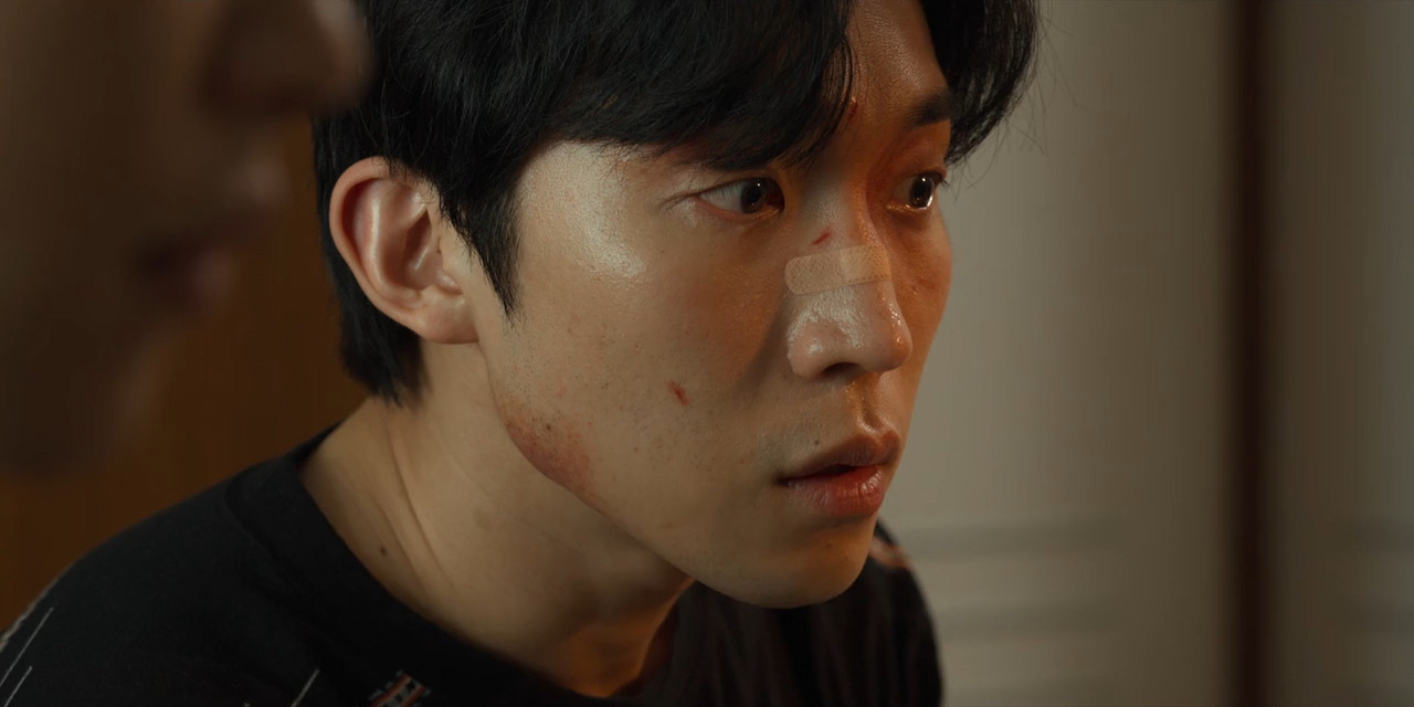 Bloodhounds 2026 WebRip Season 2 [Hindi + English] 480p 720p ESub Screenshot