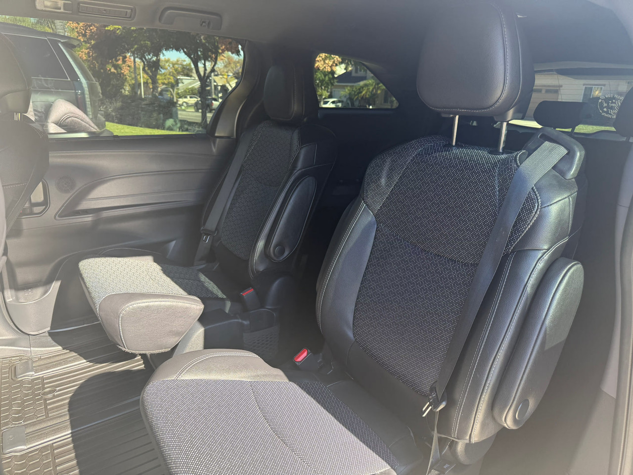 Vehicle thumbnail 17