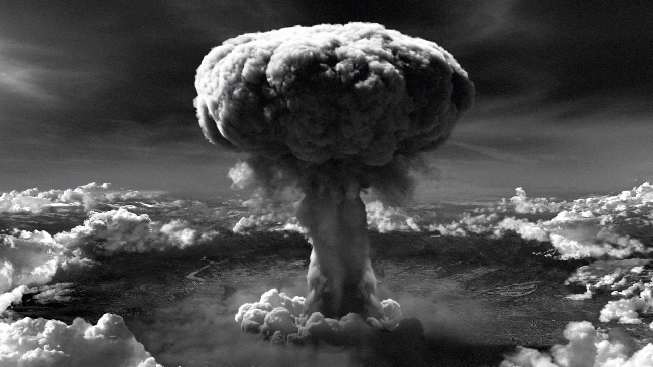 hiroshima-bombing-article-about-atomic-bomb
