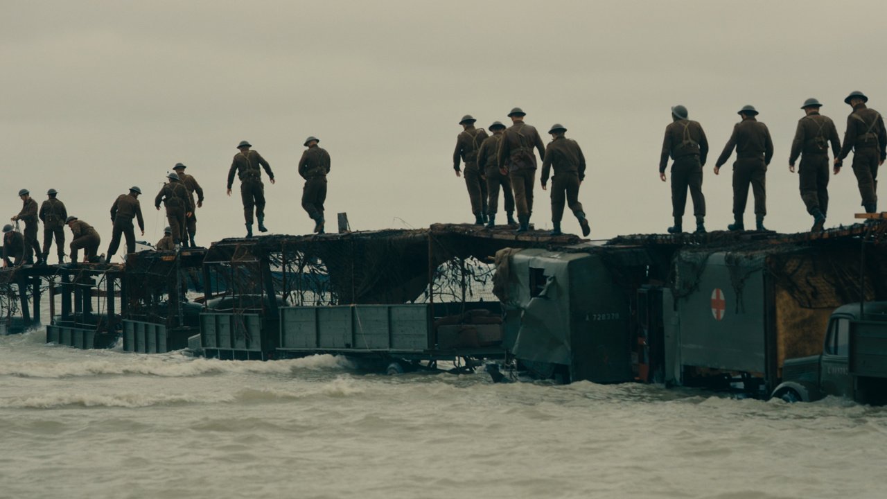 Dunkirk.2017.2160p.UHD.BDRemux.IMAX.DTS-HD.MA.HDR.DoVi.Hybrid.P8.by.DVT.mkv_snapshot_01.17.35_[2022.