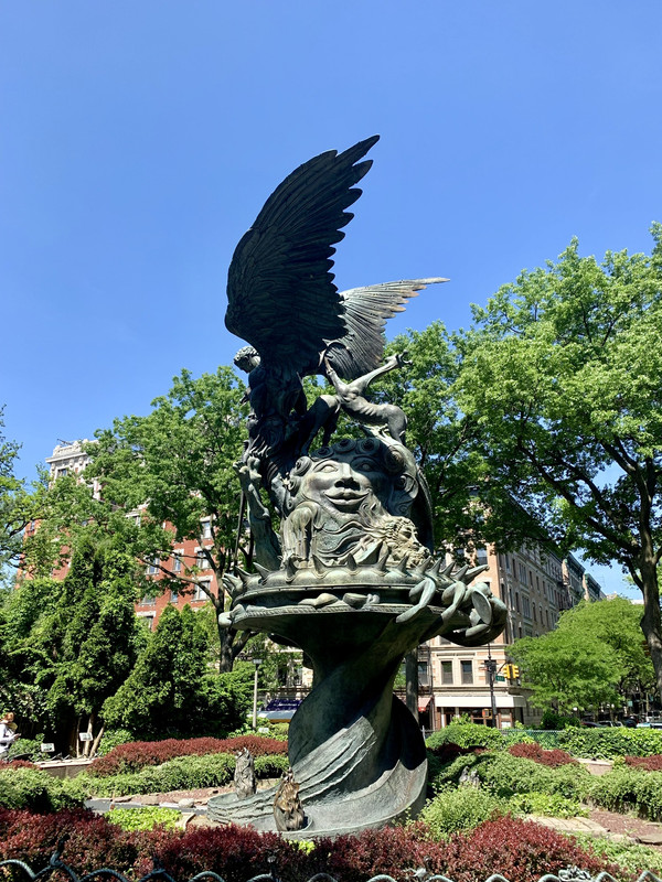 08B689EE-D362-47AC-A630-7F285C3453E5