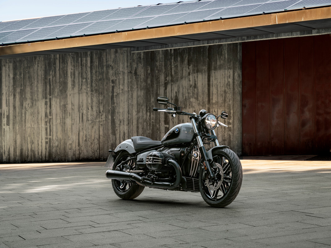 P90569156_highRes_bmw-r-18-model-year-