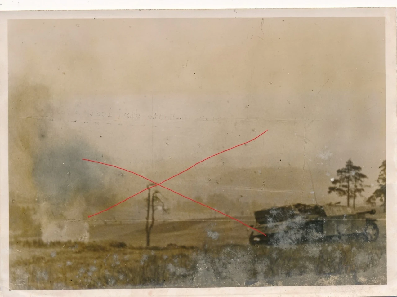 Nr 58883 Presse Foto Deutsche Sturmgeschütz tank in Karpaten 1944 13 x 18 cm