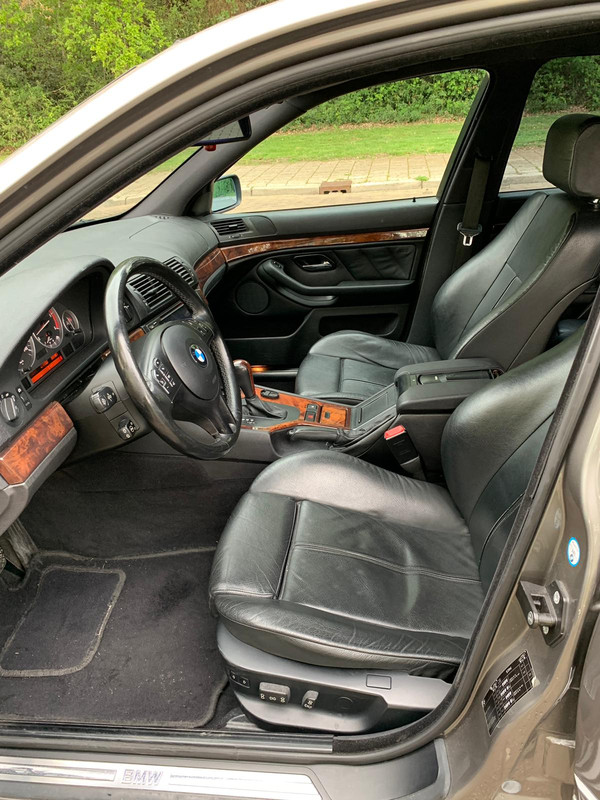 31D4D9C6-124C-4FAA-AF69-7664FDF153C0