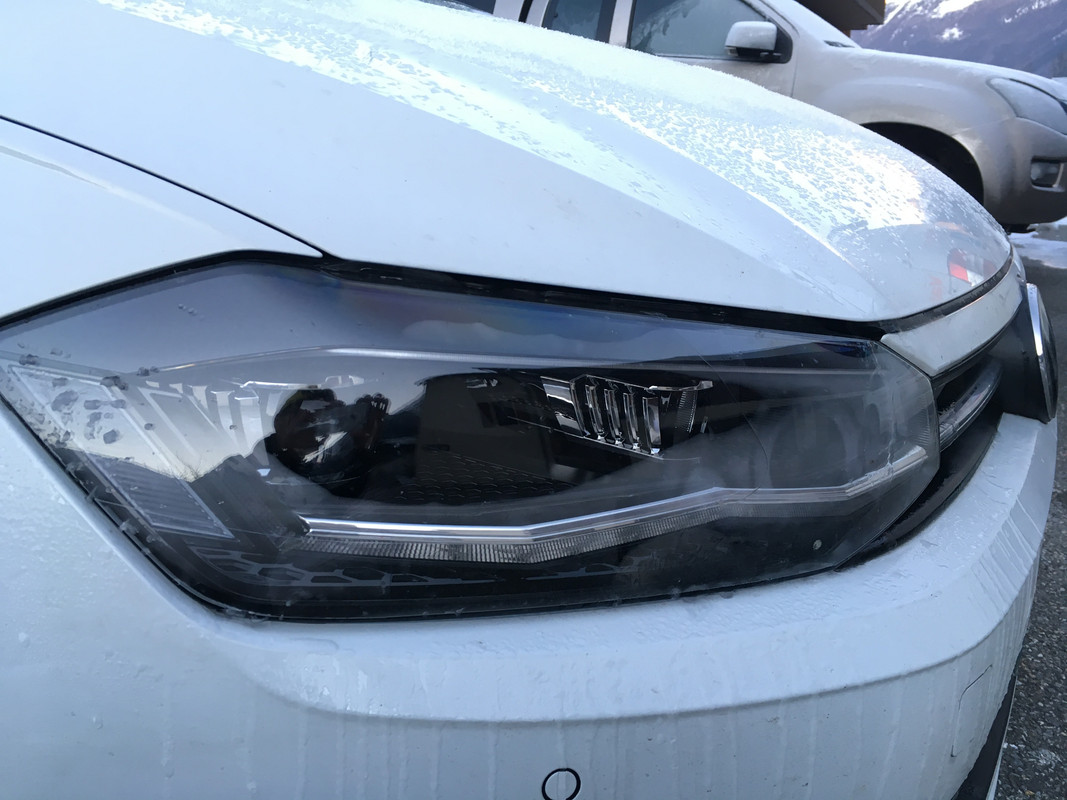 7852C70C-ACDE-4BD0-B71A-4D2D16C1EB6B