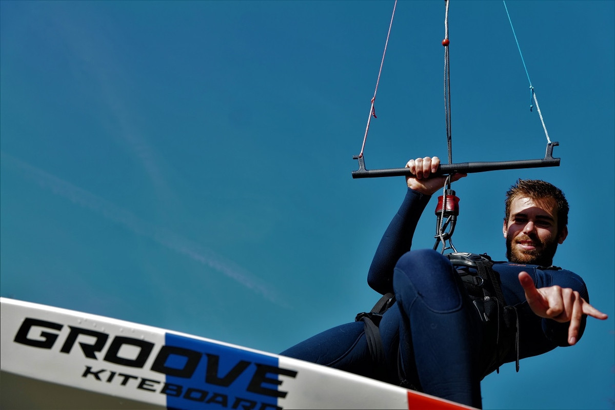 carbon-ultra-universal-control-bar (1)