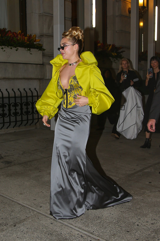 Florence Pugh East Of Eden Prem NYCleavage20
