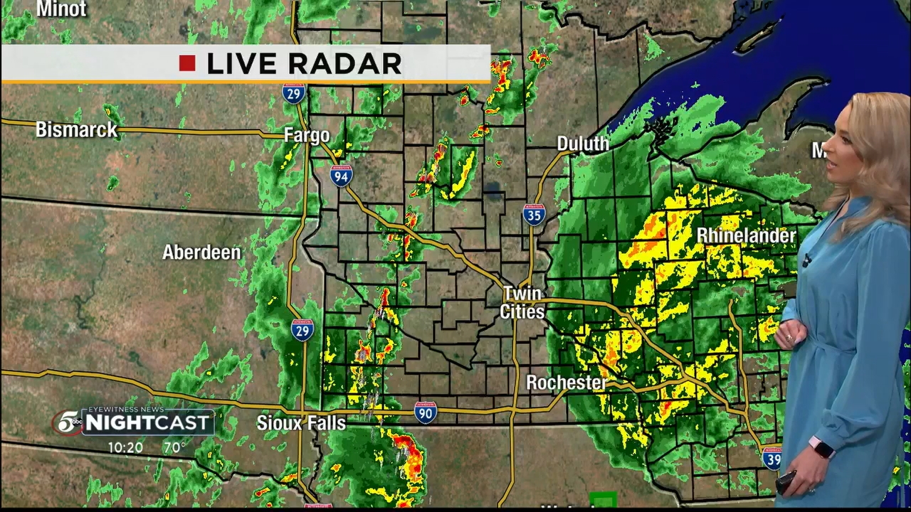 10 June - 04.00.00 - 5 Eyewitness News  Nightcast..ts_snapshot_26.04.580