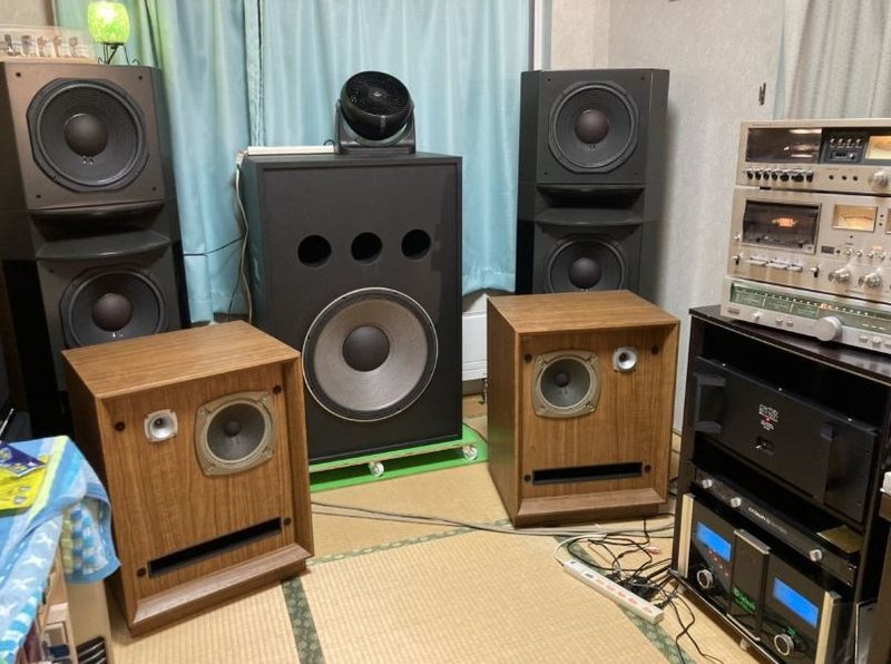 [Bild: ASW--Boxen-III.jpg]