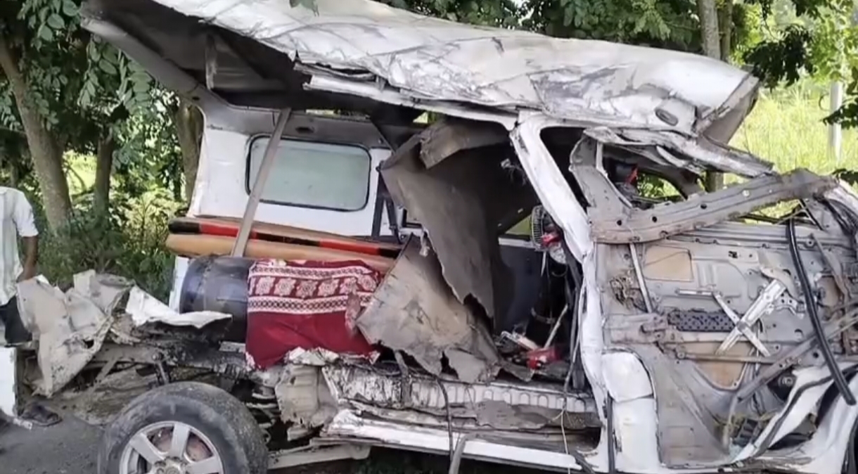 ফরিদপুরে পৃথক সড়ক দুর্ঘটনায় নিহত ৬, আহত ৭