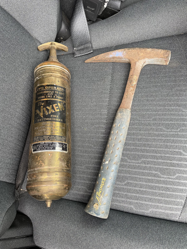 19870BBB-EEEA-4DDD-9E1A-AC9060D67E22