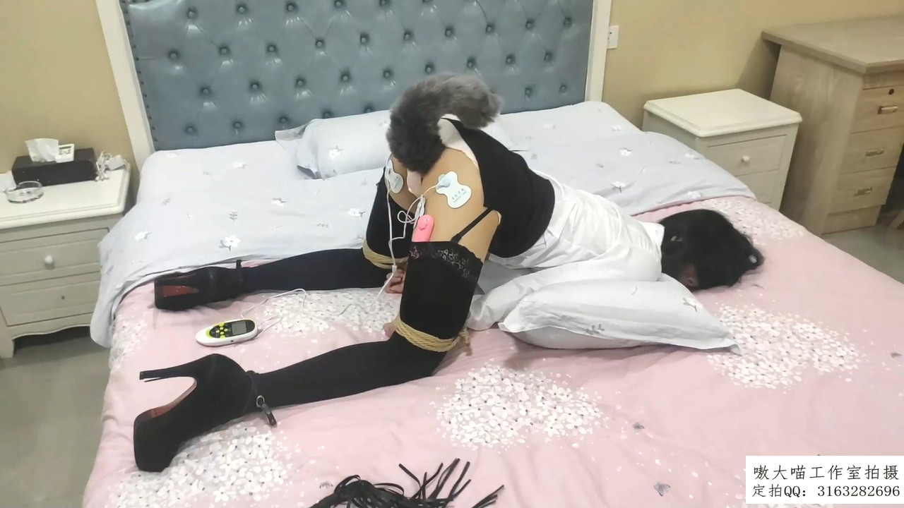嗷大喵 紧缚折磨.mp4_20210516_130215.310
