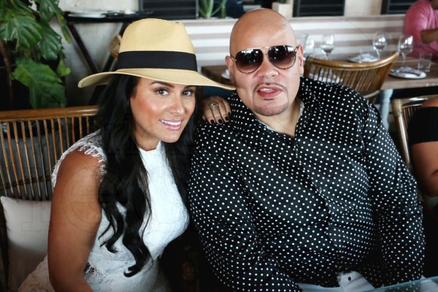 Fat Joe met mooie, vrouw Lorena Cartagena	 