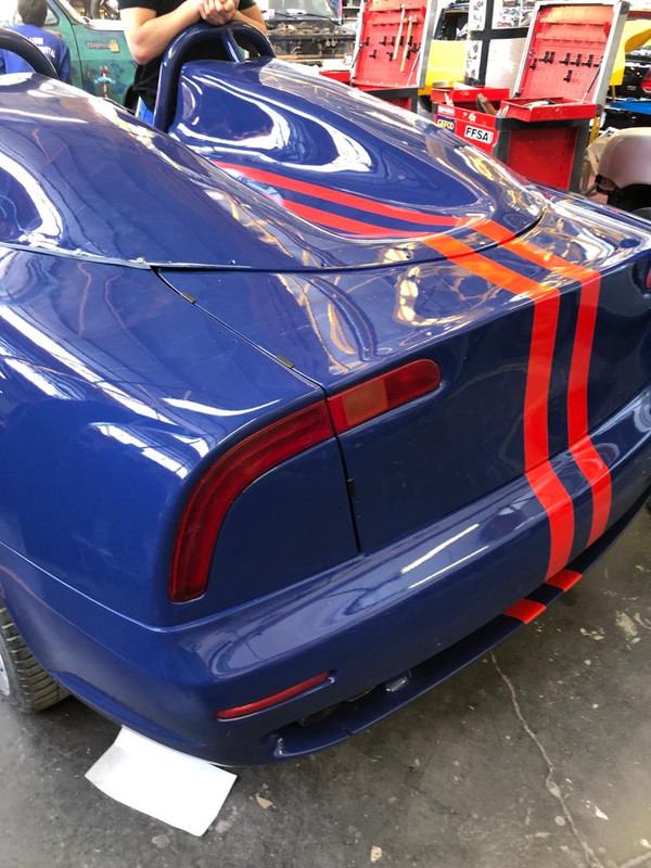 E6670478-4171-4296-BD55-F3205E200110