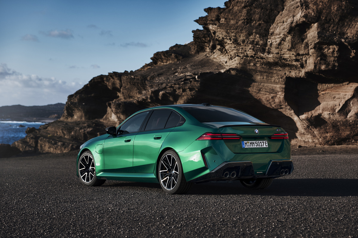 P90557445_highRes_the-all-new-bmw-m5-0