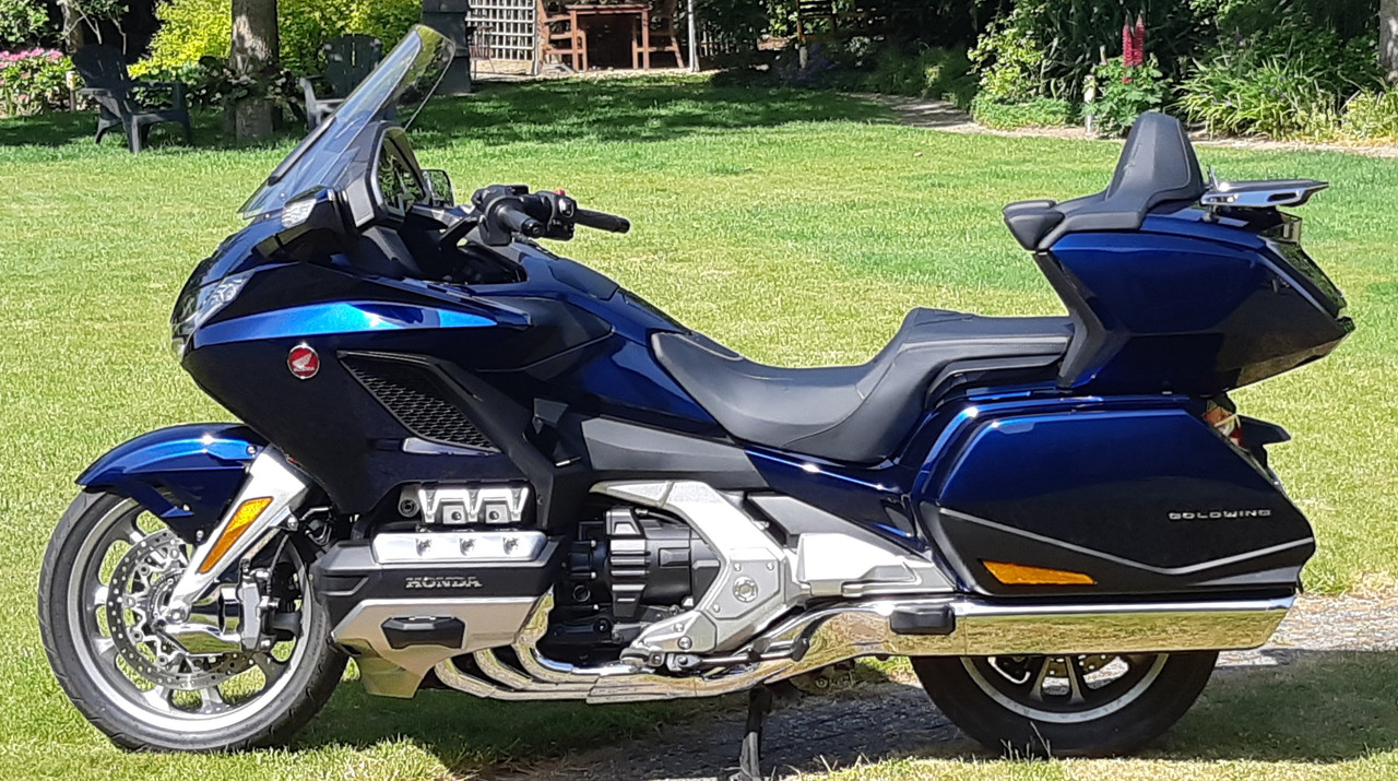 E309B64D-E323-4E3E-AFA3-B64C74ACAE60