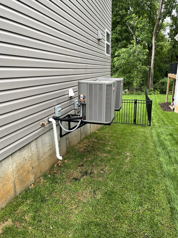 D806E60A-A9EA-4478-9693-768447E56906