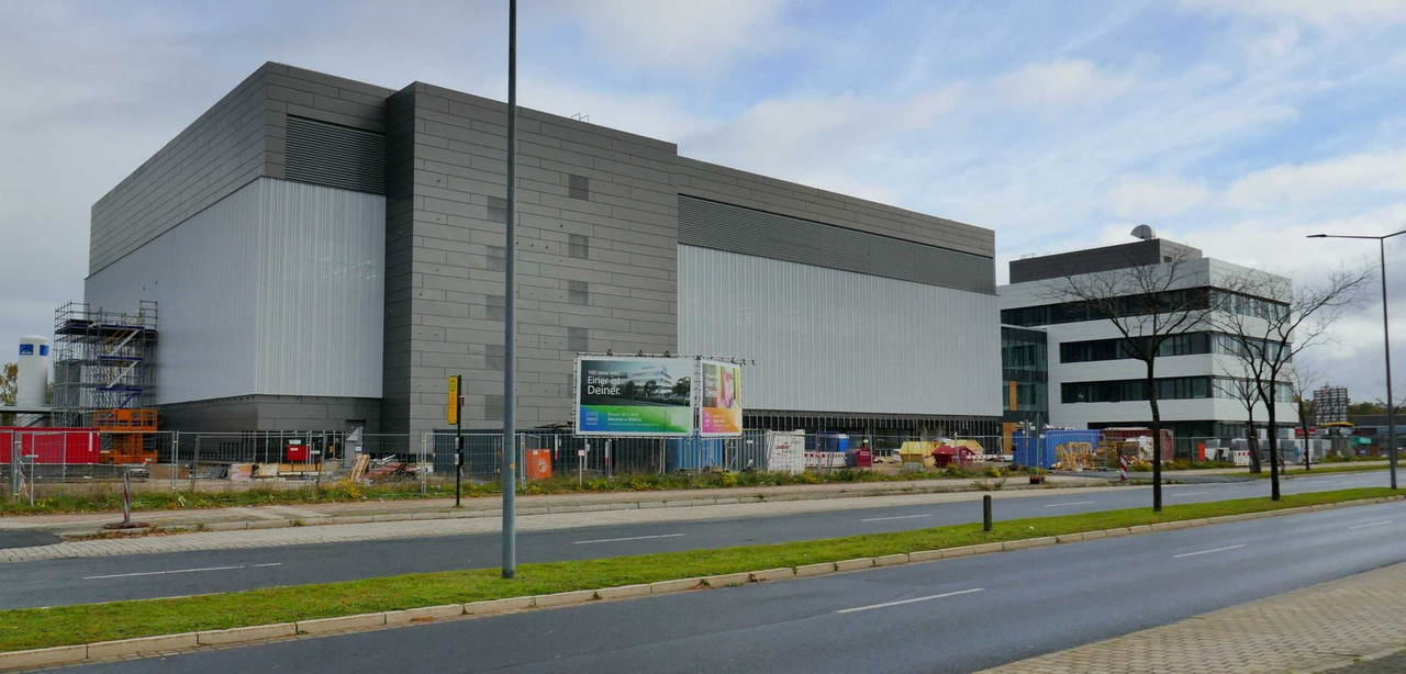 Bild: https://i.postimg.cc/tJVxXq2b/P1240435.jpg