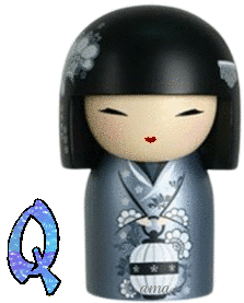Chiaki con Kimono Grisaceo Q