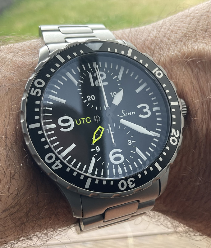 DB8B43F5-EFBA-4EA2-9FA1-1B9C6F02F5FB