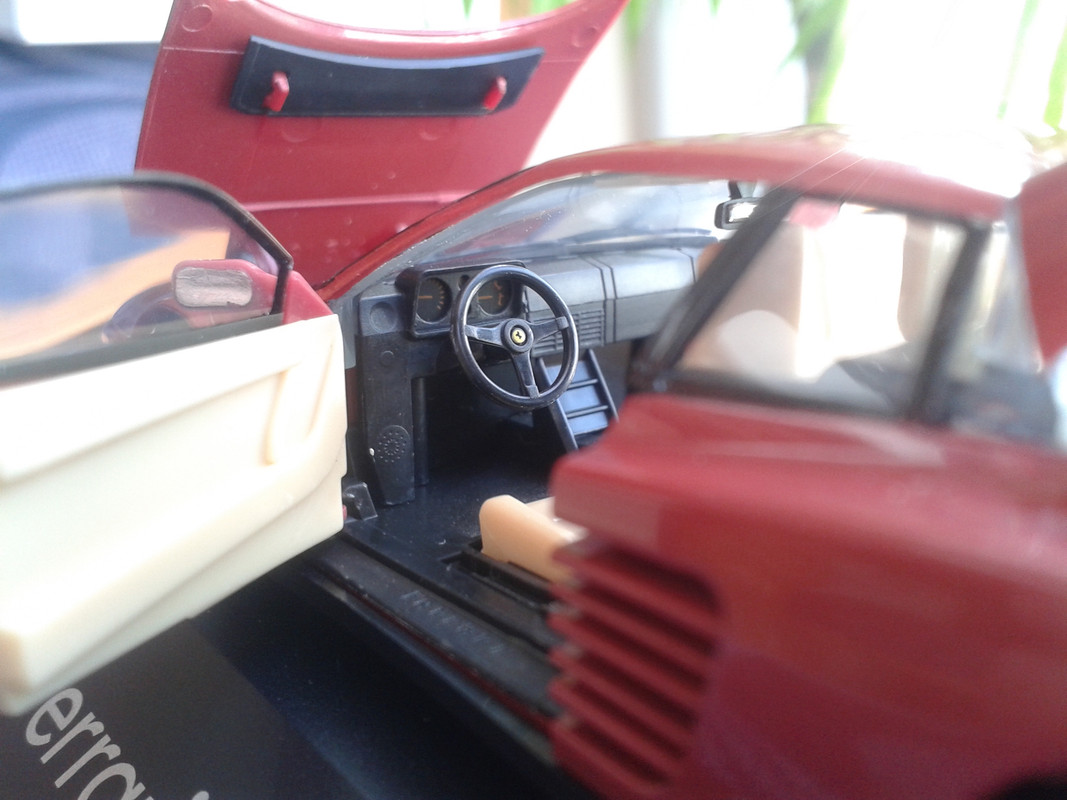 1986 Ferrari Testarossa Facelift (Herpa) (14)