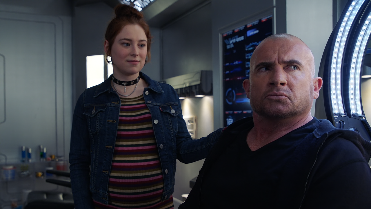 DC's.Legends.of.Tomorrow.S06E10.Bad.Blood.1080p.10bit.AMZN.WEB-DL.DDP5.1.HEVC-Vyndros.mkv_snapshot_3