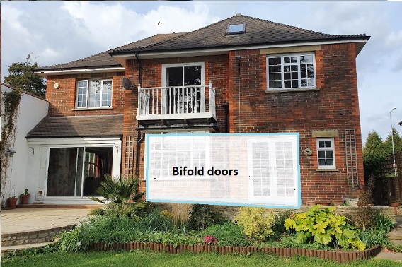 [4] Cedar house bifold doors