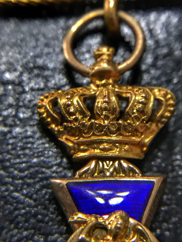 B59958CE-4230-47BA-9C93-54B0287C0A59