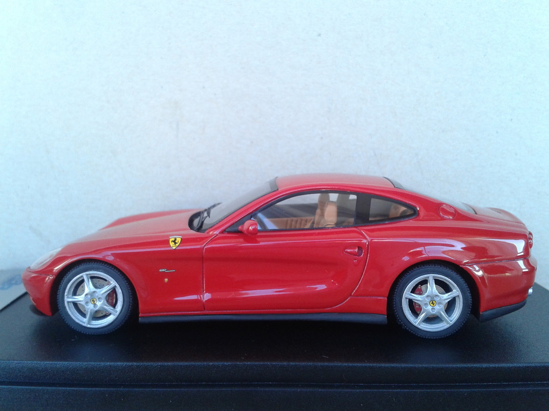 2004 Ferrari 612 Scaglietti (BBR Models) (15)