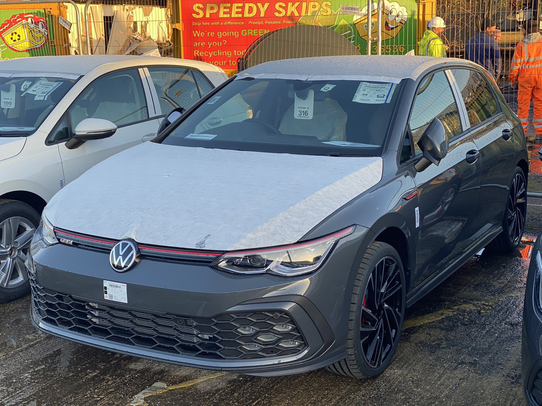 A103AD83-0835-42BC-8F5A-F3B815D35891