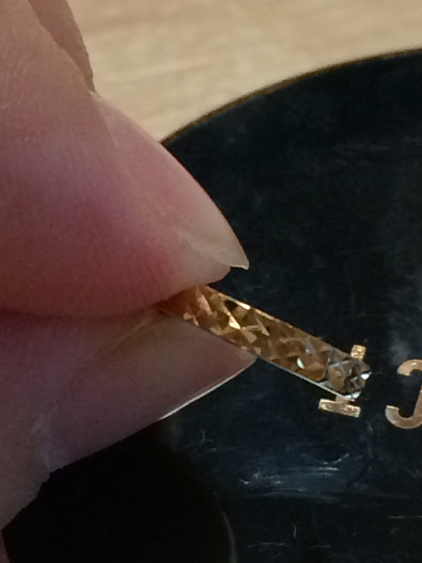 850AAA20-7F2C-4973-9AAE-79E4FCB5985A