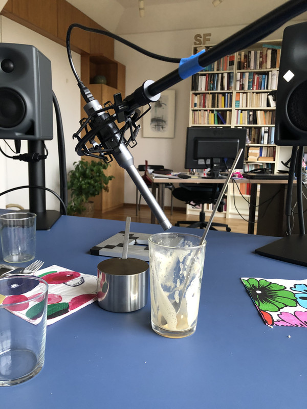 FF8A789B-1F97-4E90-A943-0924B2D1261E