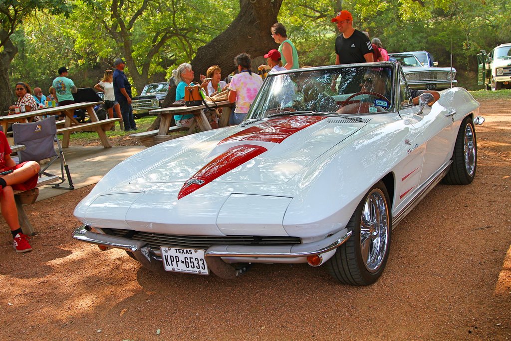 IMAGE: https://i.postimg.cc/tJgKQLq3/Fredricksburg-Car-Show-corvette-1.jpg