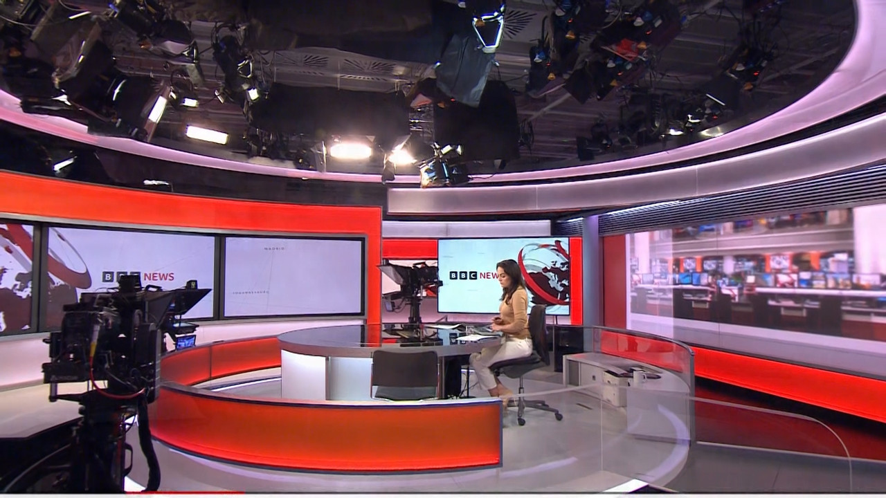 BBC News Valentine_20230426_05000600.ts_snapshot_00.01.50.923