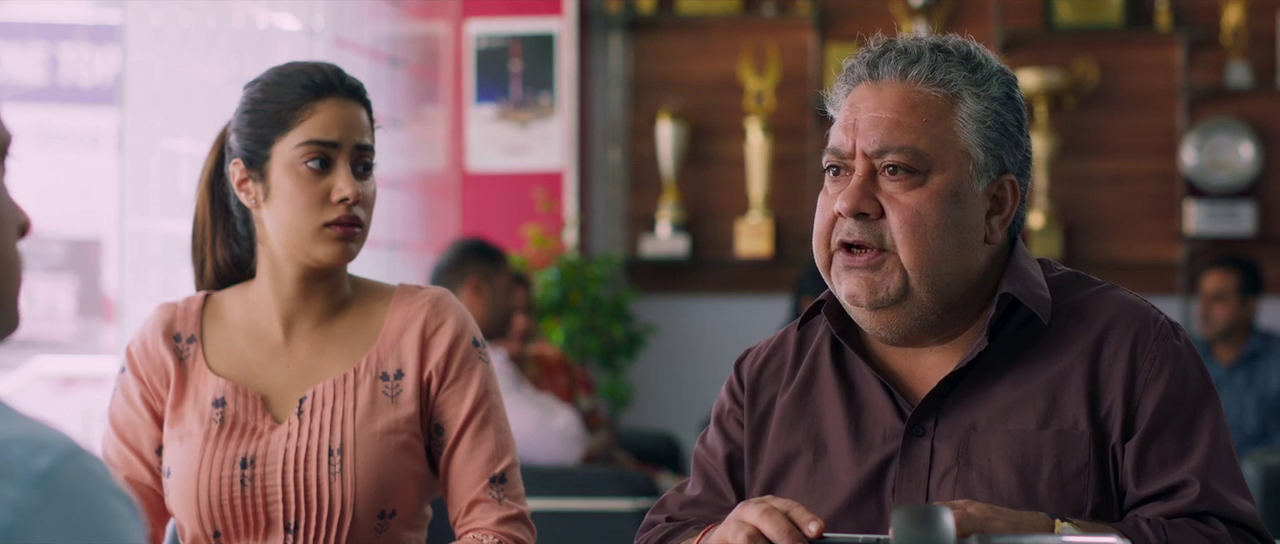 Mili (2022) Hindi 720p WEBRip x264 AAC ESub