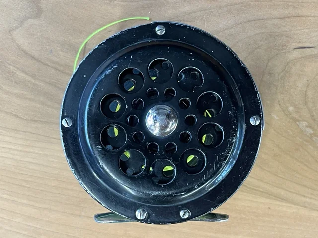 shakespeare 1899 steelhead trout reelmodelHE1935d