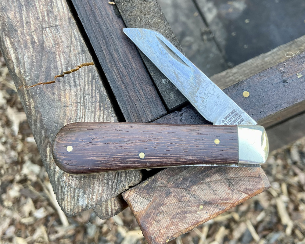 6573D9CF-21FD-45F5-9F6A-6769FB143AE2_1_201_a