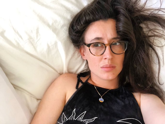 media_FbcSJodVQAIxo9w