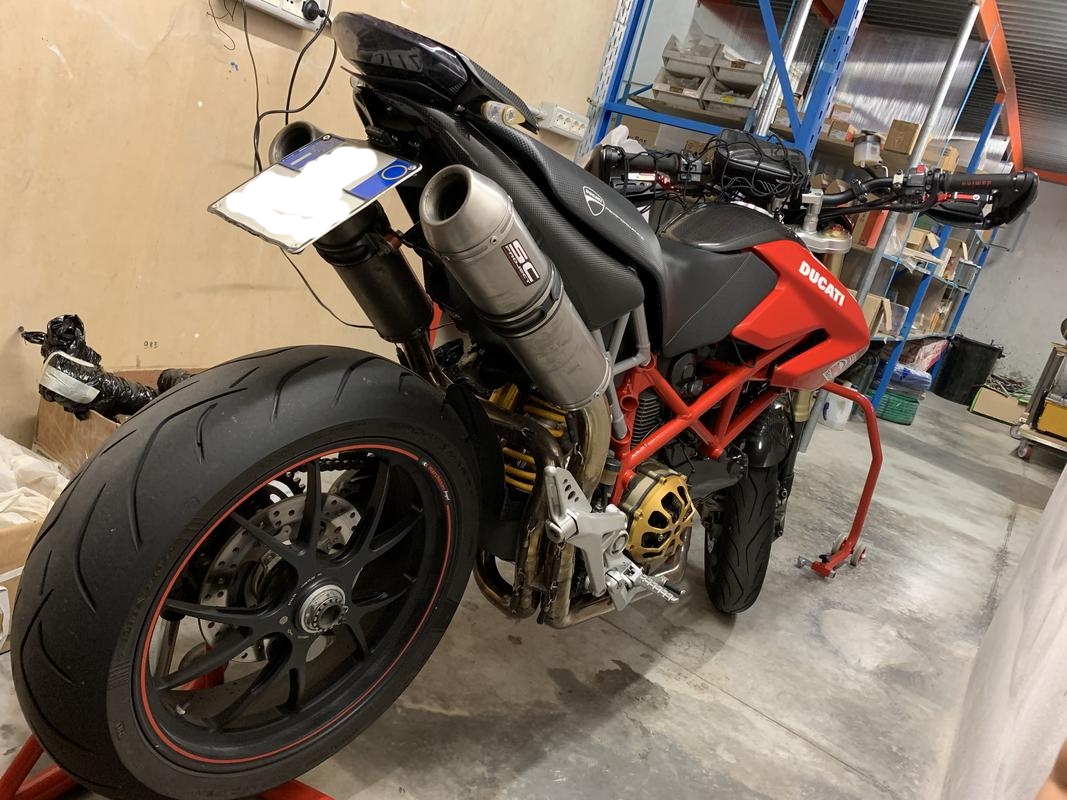 D85152-E1-800-E-4175-AD12-71-DB1-C66-BF67