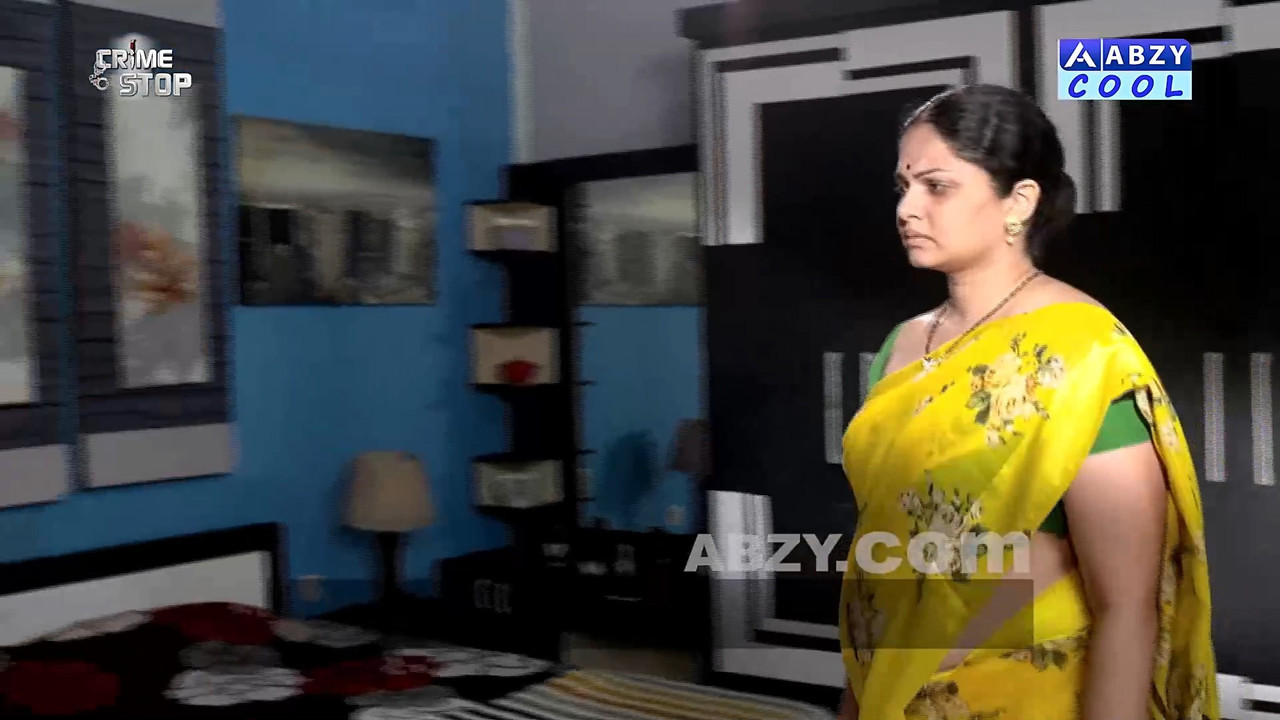 Anuya bagath hot in saree.mkv_snapshot_00.52.684