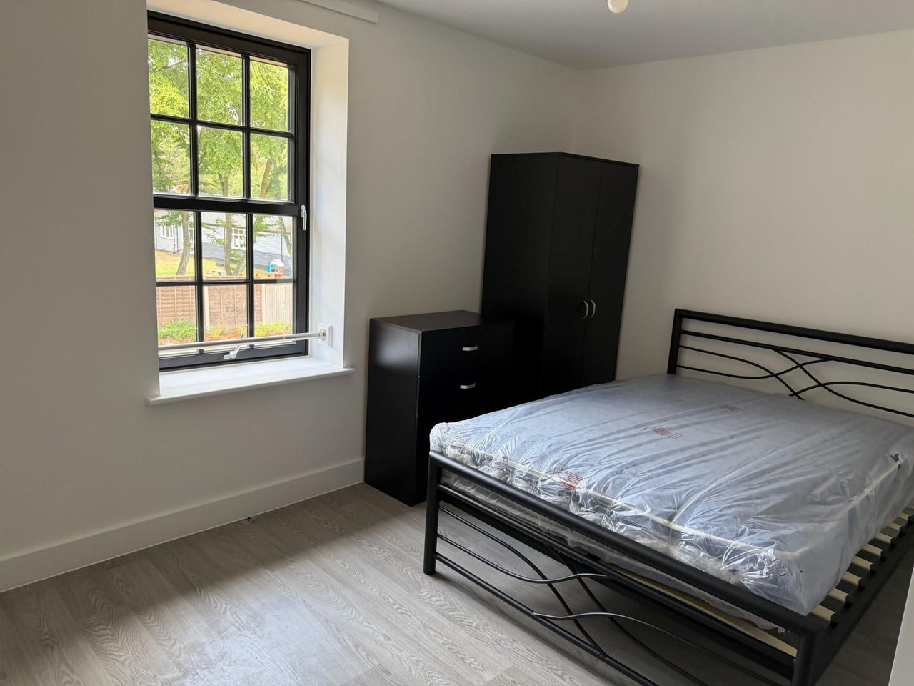 Clock Cottage bedroom 2