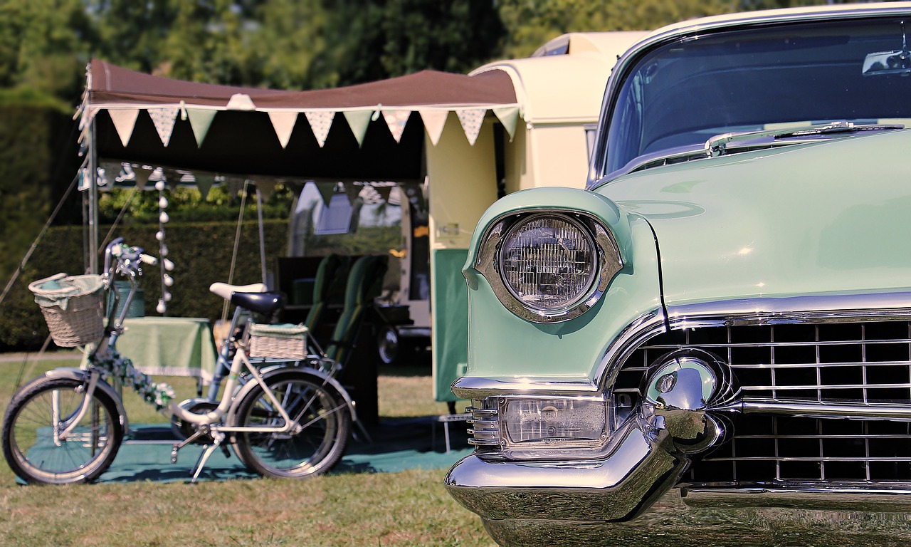 turquoise-camping-4610085-1280.jpg