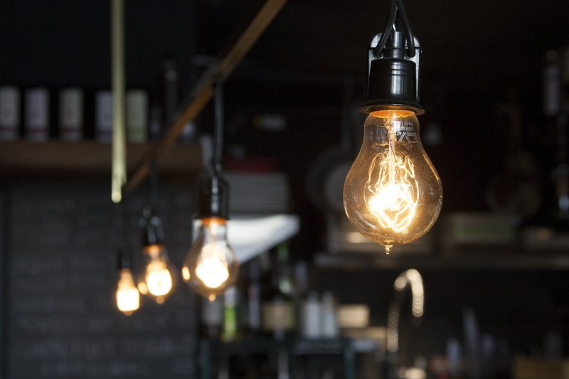 Corte de energía eléctrica Bombillo