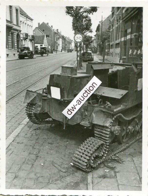 Belgien , zerstörter belgischer Panzer Tank