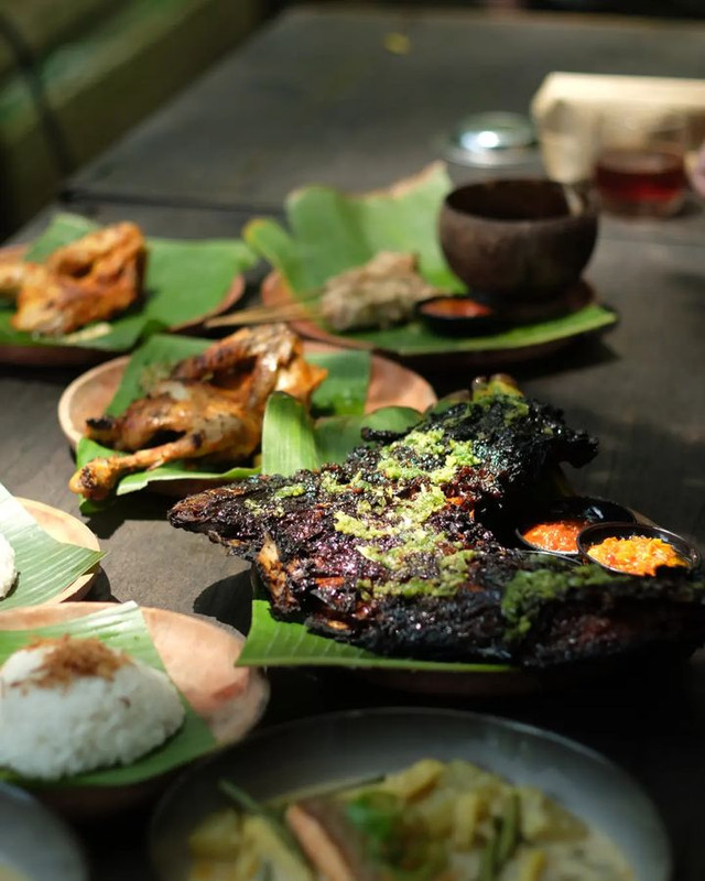 Pawon Tempuran, tempat makan siang enak di Jogja yang lagi viral.