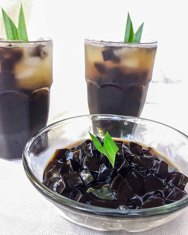 Cincau hitam
