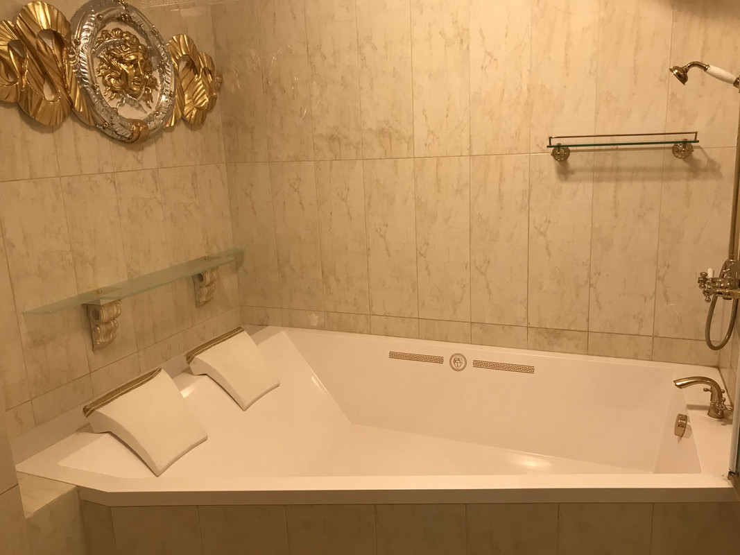 3C3649A2-B93B-4F9A-90B1-E318B6A19377