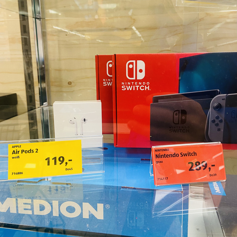 A8DA9F2B-6765-448B-B116-30EABB5D23AA