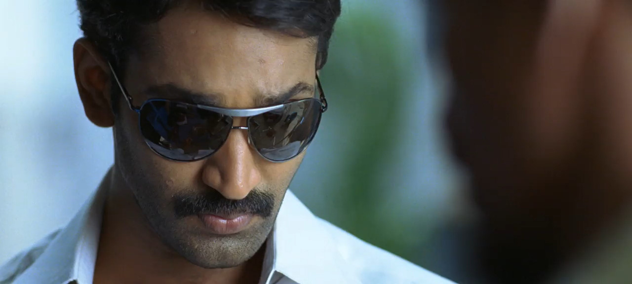 Eeram 2009 BluRay [Tamil] 480p 720p Screenshot