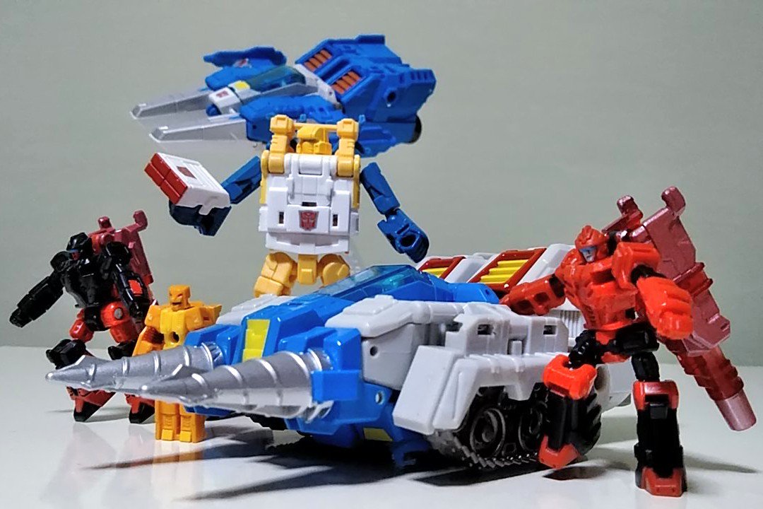 19-Takara-Tomy-Legends-LG-64-Seaspray-LG-65-Targetmaster-Twin-Tw